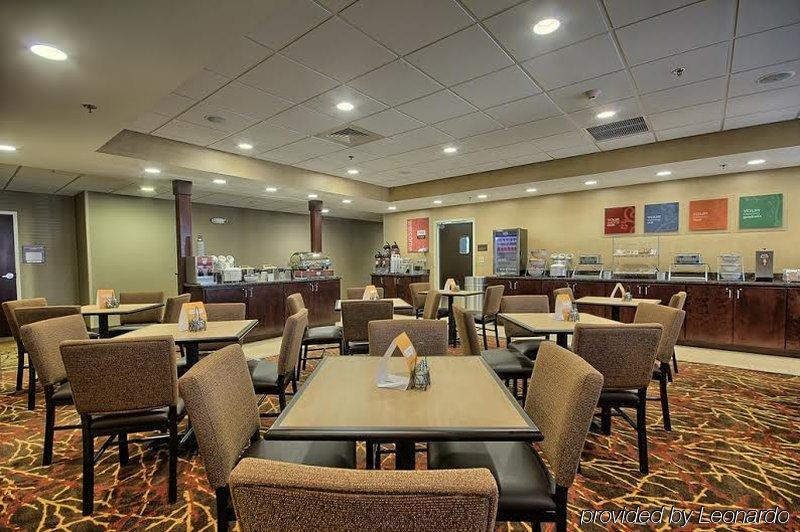 Comfort Inn & Suites Wadsworth Buitenkant foto